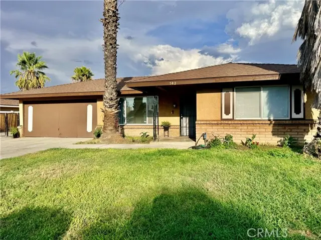 542 Girard, Hemet, CA 92544 - #1