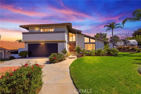 2065 Ontario, Corona, CA 92882