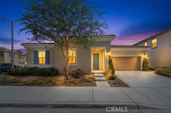 493 Pinewood Avenue, Rialto, CA 92377