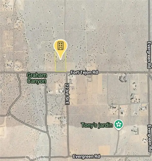 233 Fort Tejon, Llano, CA 93544