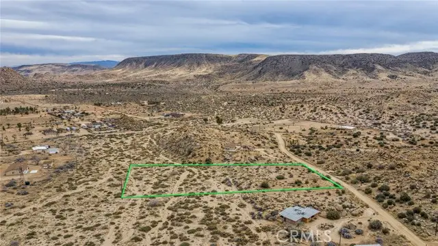 52500 Riverside Drive, Pioneertown, CA 92268 - #2