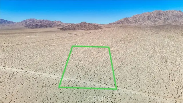 592 Ironage Rd, Twentynine Palms, CA 92277 - Image #1