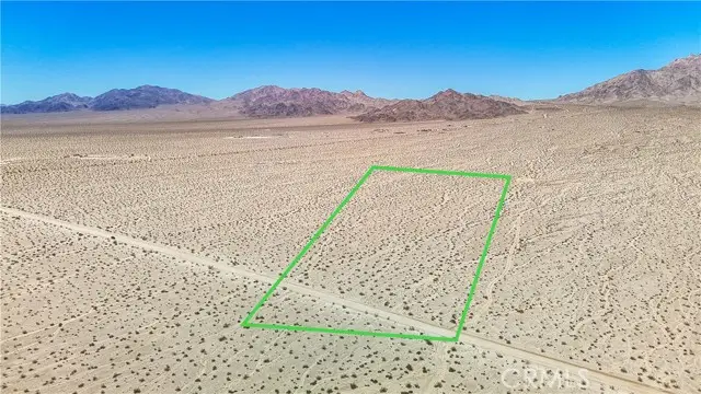 592 Ironage Rd, Twentynine Palms, CA 92277 - Image #3