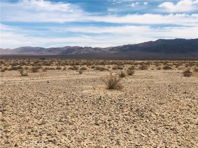 5 Montgomery Drive, Twentynine Palms, CA 92277 - #1