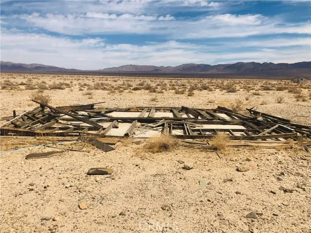 5 Montgomery Drive, Twentynine Palms, CA 92277 - #3