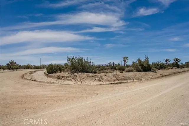 999 Grand Avenue, Yucca Valley, CA 92284 - #2