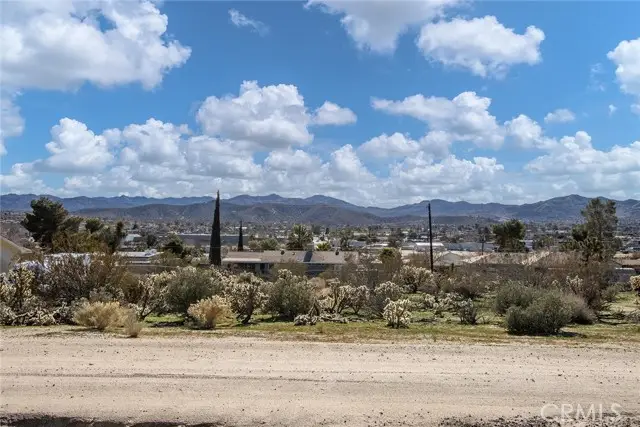 57495 Warren Way, Yucca Valley, CA 92284 - #1