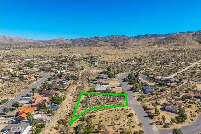 17 San Diego, Yucca Valley, CA 92284 - #2