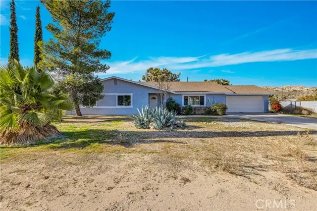 7010 Airway Avenue, Yucca Valley, CA 92284 - Image #1