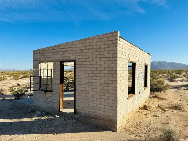 1234 Raymond, Twentynine Palms, CA 92277 - #1