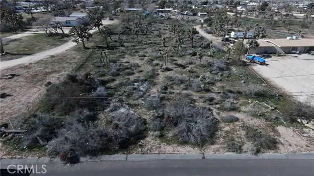 7404 Lucerne, Yucca Valley, CA 92284 - #3