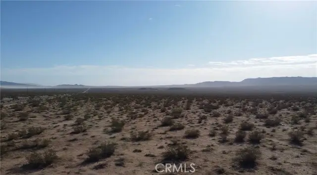 42 Old Woman Springs Road, Lucerne Valley, CA 92356 - Image #3