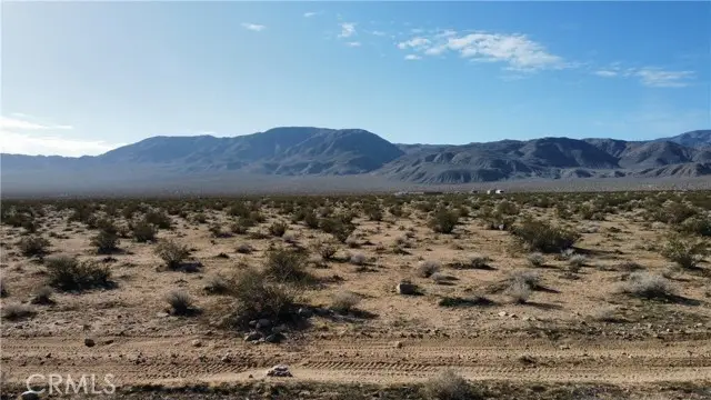 15 Old Woman Springs Road, Lucerne Valley, CA 92356 - Image #2