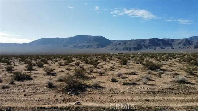 17 Old Woman Springs Road, Lucerne Valley, CA 92356 - Image #2