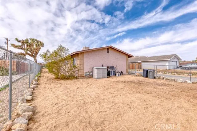 6434 Linda Lee, Yucca Valley, CA 92284 - #2