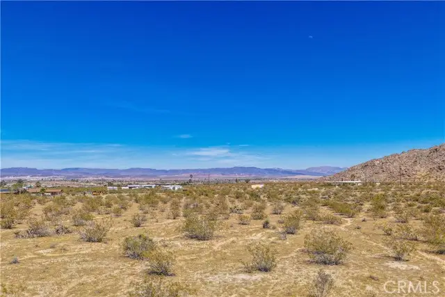 7054 Canyon Road, Twentynine Palms, CA 92277 - #2