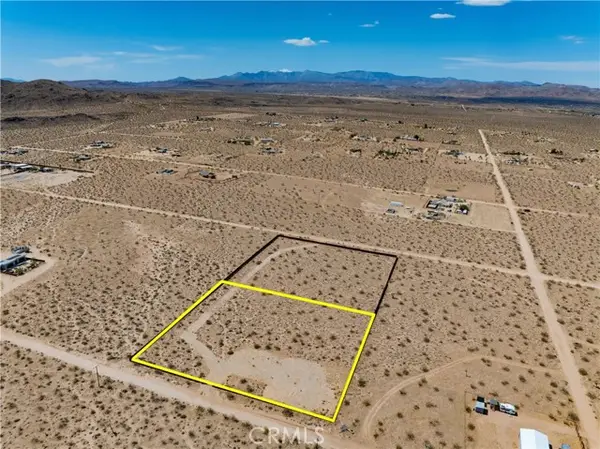 424 Ducor Avenue, Landers, CA 92285