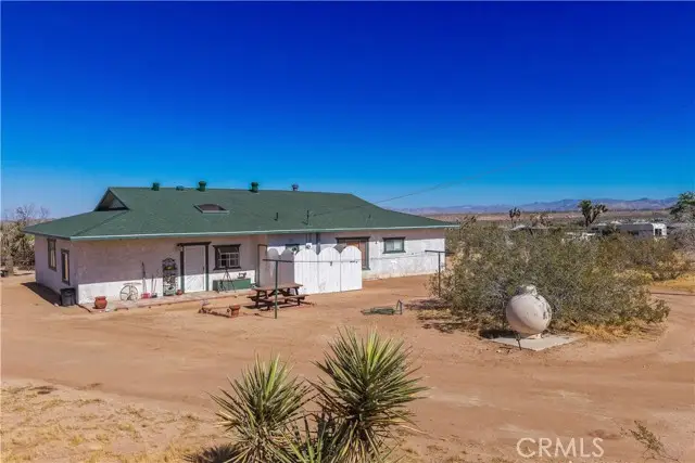 975 Jemez Trail, Yucca Valley, CA 92284 - #3