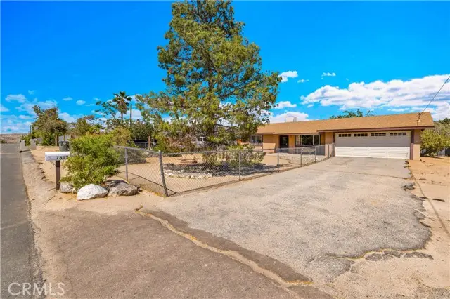 7817 Valley Vista Avenue, Yucca Valley, CA 92284 - #2