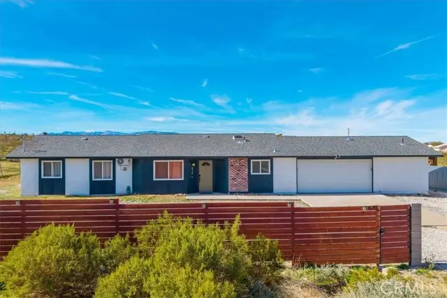 670 Ducor Avenue, Landers, CA 92285 - #2