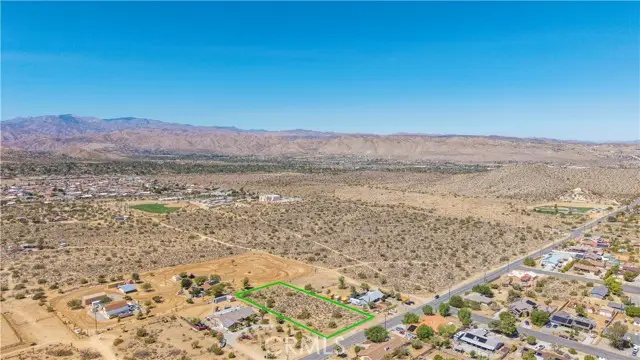 8776 Warren Vista Avenue, Yucca Valley, CA 92284 - #3