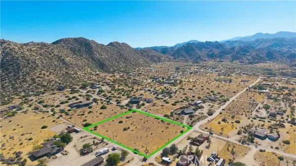 5525 Minna Gombell Lane, Pioneertown, CA 92268