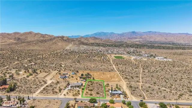 8776 Warren Vista Avenue, Yucca Valley, CA 92284 - #2