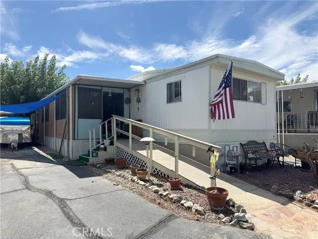 7484 Kickapoo Trail, Yucca Valley, CA 92284 - #2