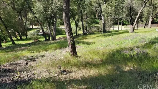 5560 Hale Avenue, Clearlake, CA 95422