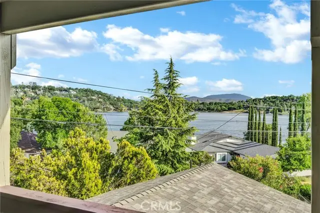 18528 North Shore Drive, Hidden Valley Lake, CA 95467 - Image #2