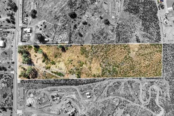 21810 Yankee Valley, Hidden Valley Lake, CA 95467