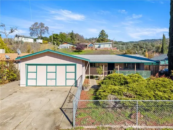 3944 Country Club Drive, Lucerne, CA 95458