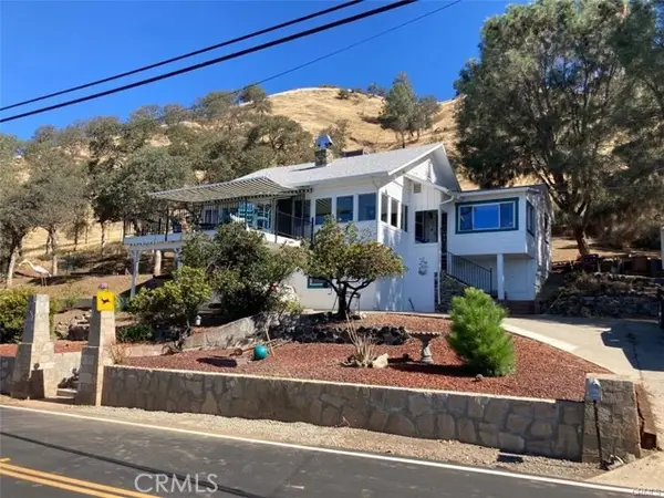 12605 Lakeshore Drive, Clearlake, CA 95422