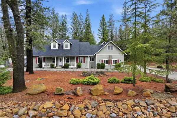 8863 Fox Drive, Cobb, CA 95426