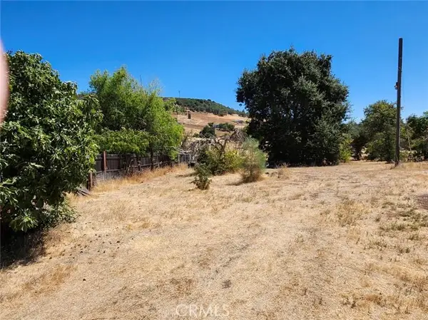 3960 Emile Avenue, Clearlake, CA 95422