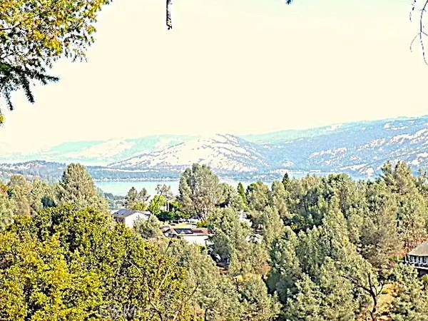 10450 Sunset Ridge Drive, Kelseyville, CA 95451