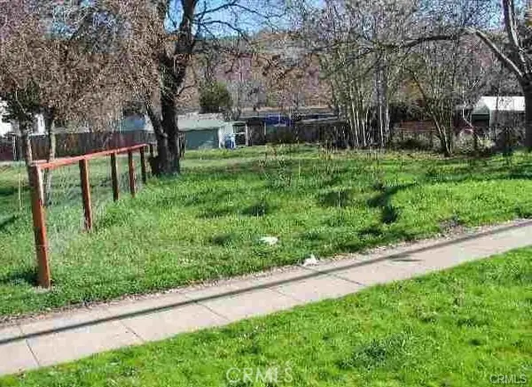 6210 State Hwy 20, Lucerne, CA 95458