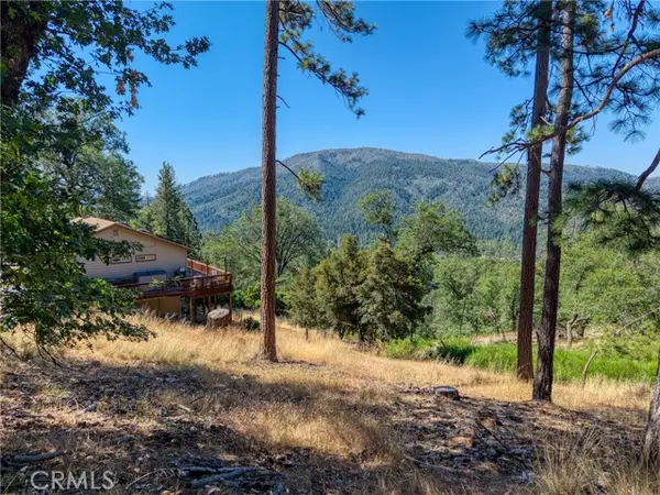 9463 Fox, Cobb, CA 95426
