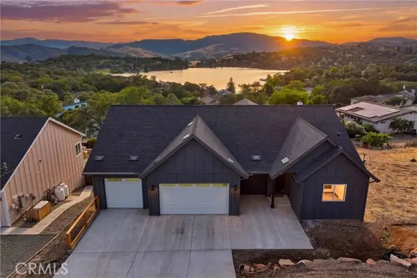 17247 Meadow View, Hidden Valley Lake, CA 95467