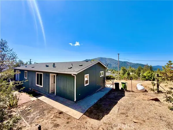 11230 Greenaway Court, Cobb, CA 95426