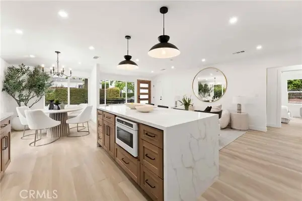 11408 Waterford Street, Los Angeles, CA 90049