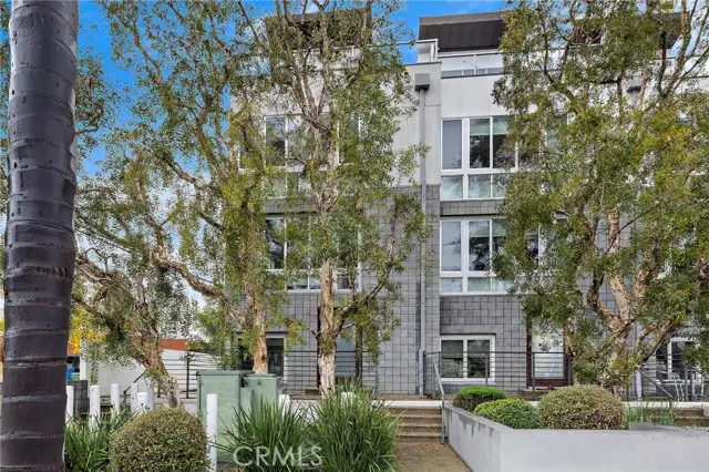 4151 Redwood Avenue #106, Los Angeles, CA 90066 - #1