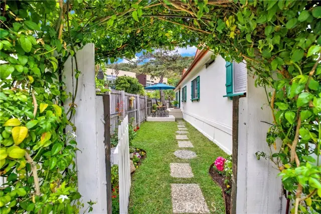 30802 Coast Hwy.  #M11, Laguna Beach, CA 92651 - #3