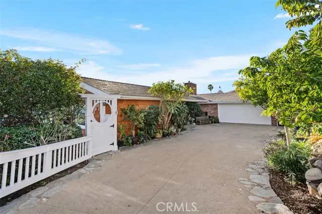 2 Vista De La Luna, Laguna Beach, CA 92651 - #3
