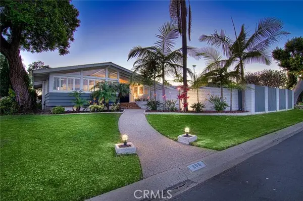 395 Meadow Lane, Newport Beach, CA 92660