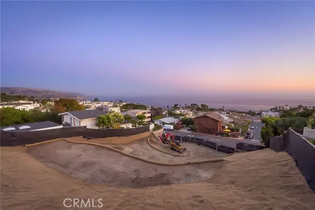 990 Hillcrest Drive, Laguna Beach, CA 92651 - #3