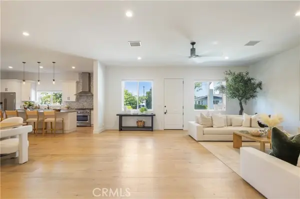 333 Mesa Drive, Costa Mesa, CA 92627