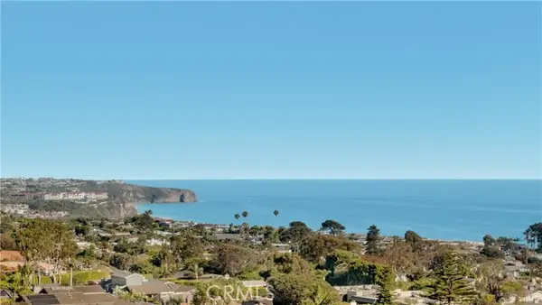 17 Vista De La Luna, Laguna Beach, CA 92651