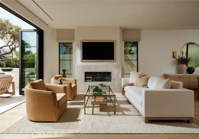 303 Jasmine Avenue, Corona Del Mar, CA 92625 - #3