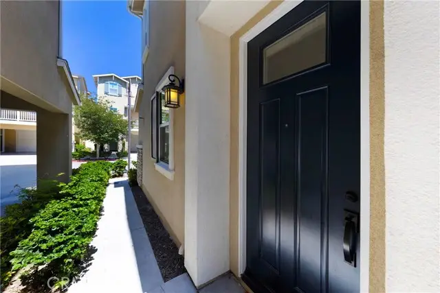 385 Avelina Way, Anaheim, CA 92805 - #2